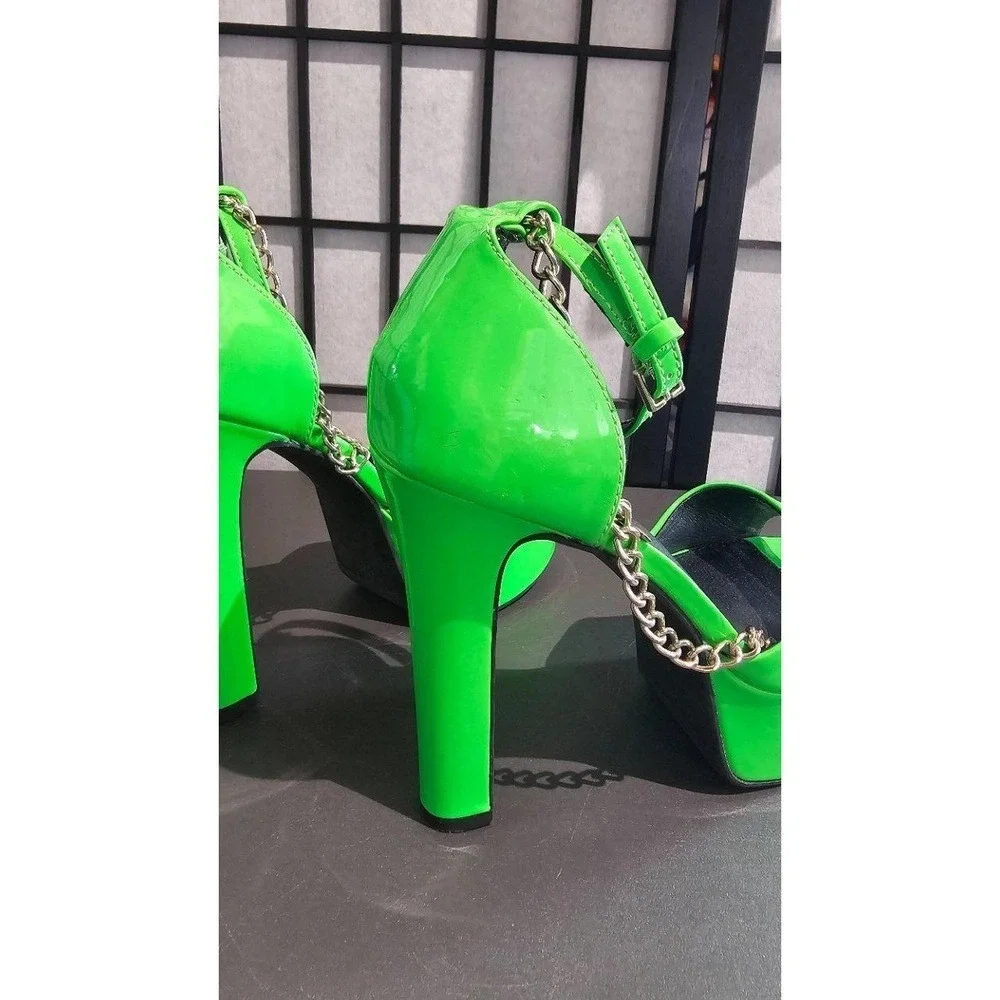 WILD PAIR Ankle Strap Heels Womens Size‎ 7.5 Bright Green Platform Chain Edgy